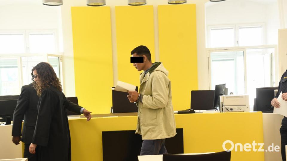 Prozessauftakt zur Prügel-Attacke in Amberg am Amtsgericht Bild: Petra Hartl