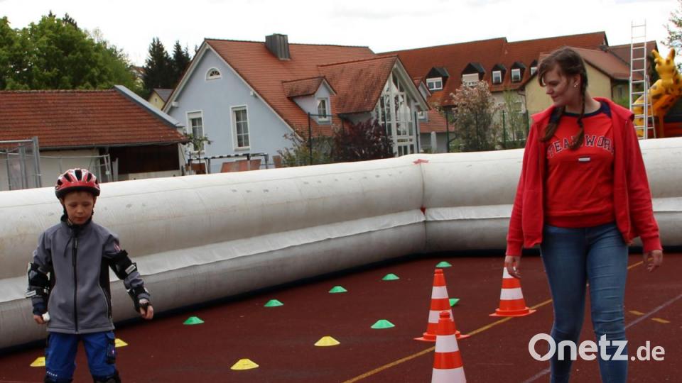 Segway fahren konnte man im PEGA-Kinderland versuchen. Bild: lep