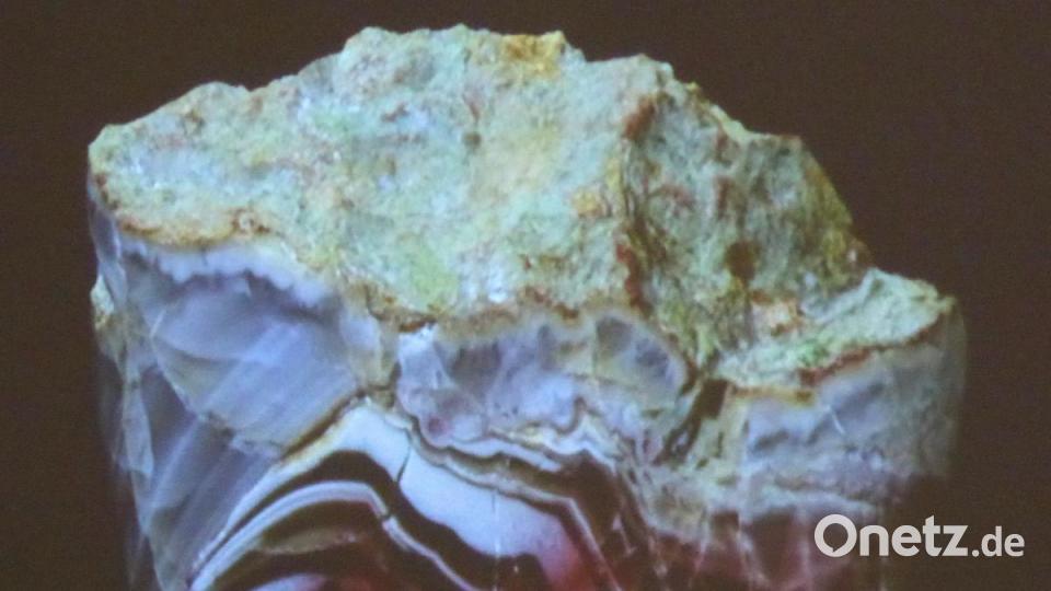 Edelsteine und Heilsteine stehen im Mittelpunkt der Vulkannacht im Museum. Bild: fsb