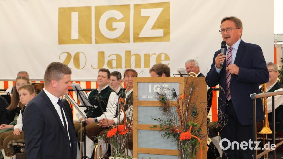 Bürgermeister Hans Donko (rechts) mit Geschäftsführer Christian Mattes. Bild: njn