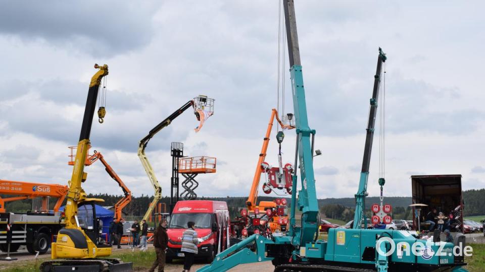 Hoch hinaus wollen die Arbeitsgeräte der Firmen Süß und Uplifter. Bild: bnr