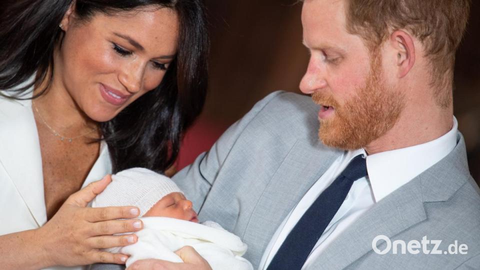 Die glücklichen Eltern Prinz Harry und Herzogin Meghan mit ihrem Sohn. Bild: Dominic Lipinski/PA Wire/dpa
