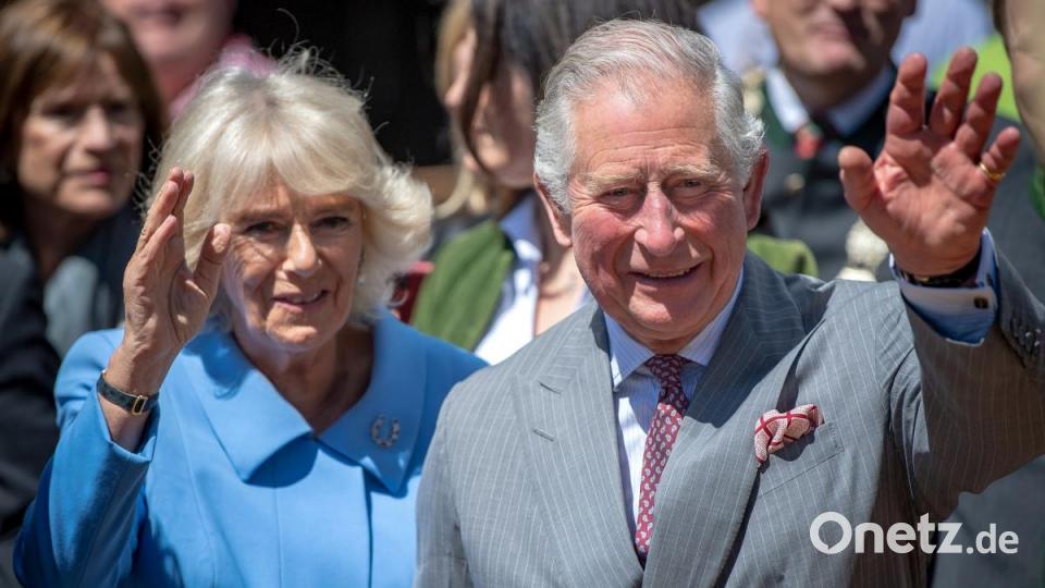 Prinz Charles und Camilla beim Besuch des Bio-Bauernhofs Herrmannsdorfer Landwerkstätten. Bild: Sina Schuldt