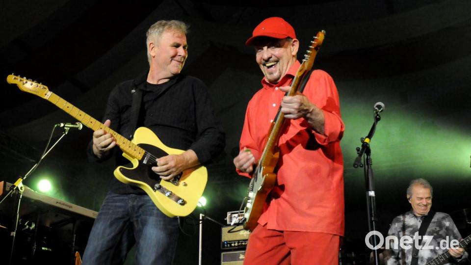 Auftritt der Spider Murphy Gang zur 65 Jahr Feier des FC Rieden im Festzelt. Bild: Stephan Huber