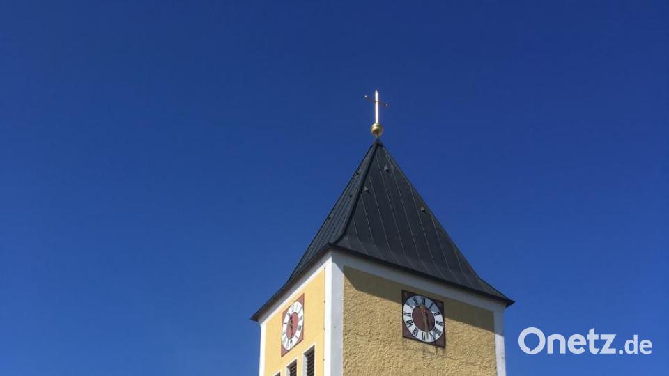 Die Kirche in Waldkirch: Hier verbrachte Monika Frischholz den Vormittag. Ihre Klasse hatte einen Bittgang von Flossenbürg nach Waldkirch unternommen. An der Kirche war damals eine Baustelle. Bild: ca