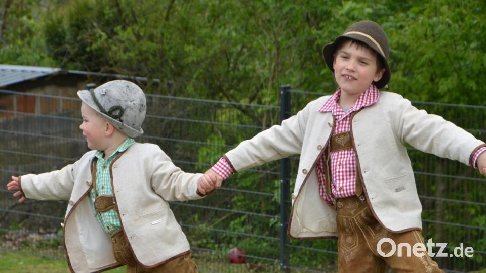 Jetzt wird gehörig geschunkelt. Bild: dob