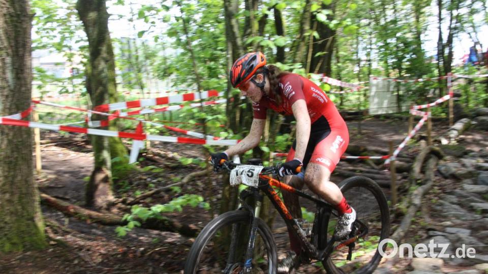 Mountainbike-Rennen rund ums Sportzentrum in Altenstadt/WN Bild: adj