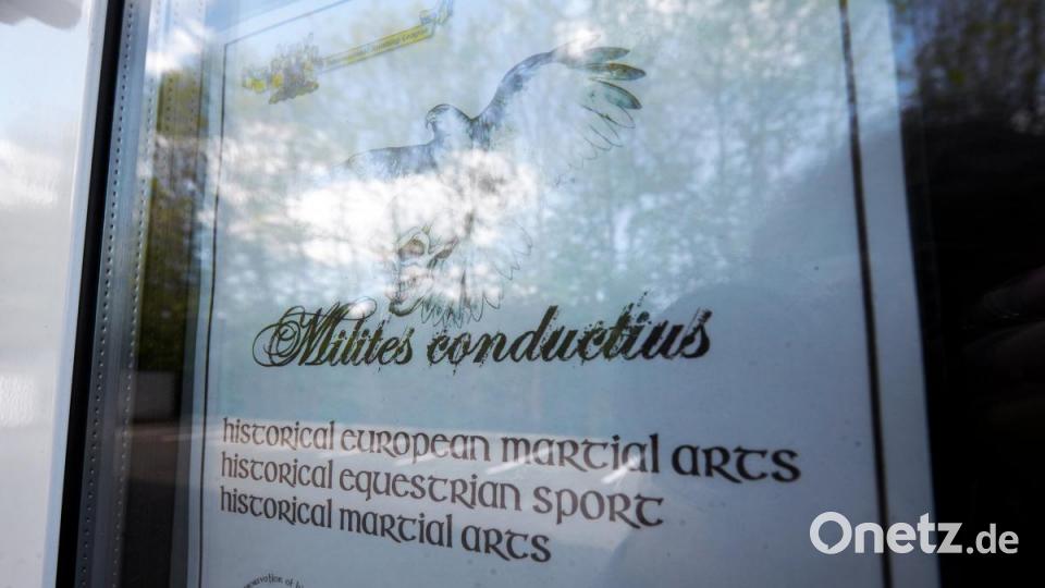 Diesen Mittelalterladen im Westerwald betrieb der 53-Jährige, der tot in einer Pension in Passau gefunden wurde. Bild: Thomas Frey