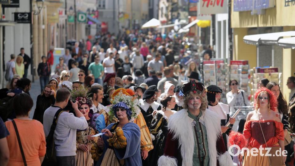 Historischer Glanz für die Fußgängerzone. Bild: Wolfgang Steinbacher