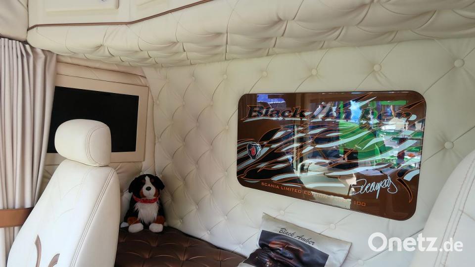 …elegant das Führerhaus. Bild: bsc