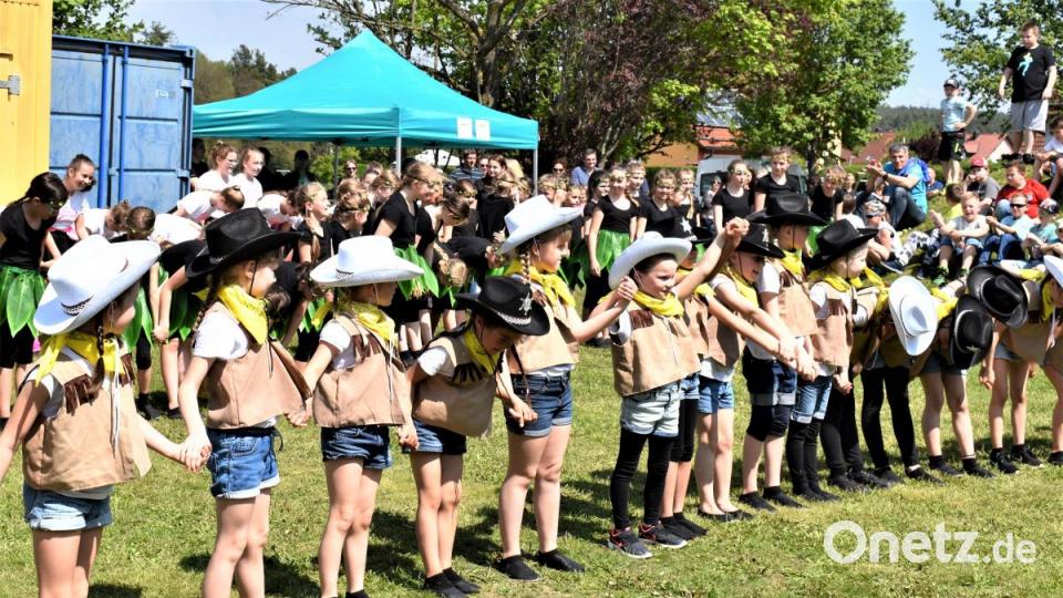 Viele Aktionen beim Spielplatzfest in der Bahnhofsiedlung Bild: rgr