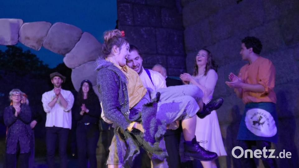 Impressionen der LTO-Inzenierung von &quot;Kohlhiesels Töchter&quot;. Bild: Tobias Schwarzmeier