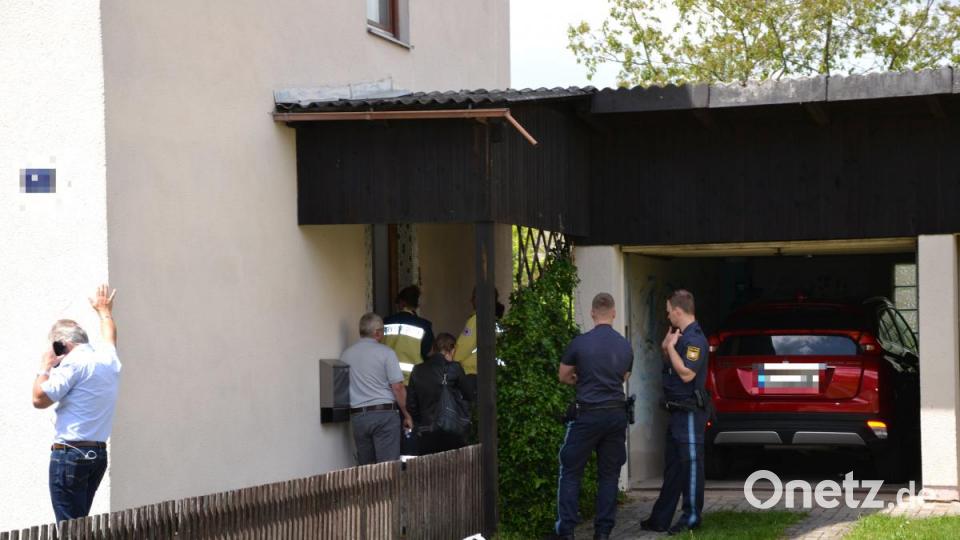 Neben der Polizei ist auch das Kriseninterventionsteam vor Ort. Bild: msh
