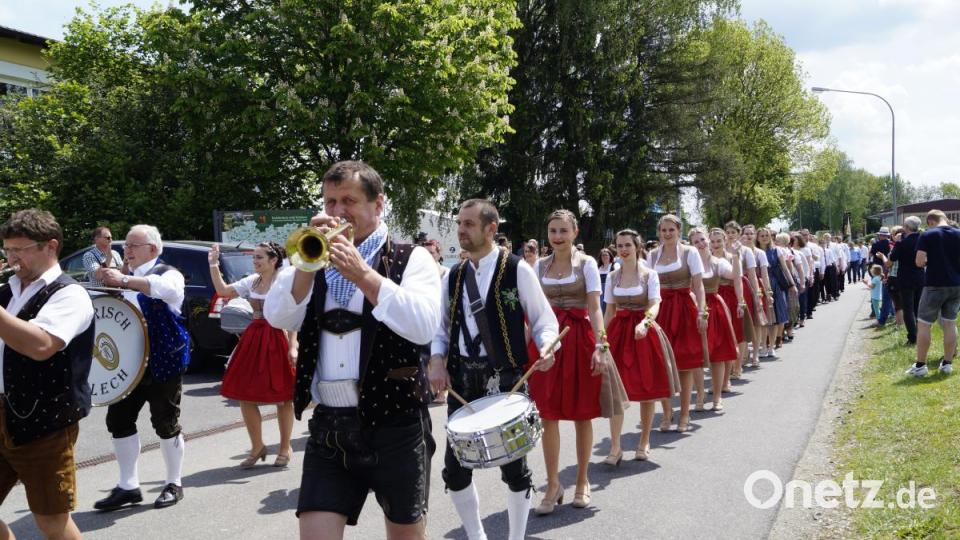 So war der Festzug in Püchersreuth. Bild: arw