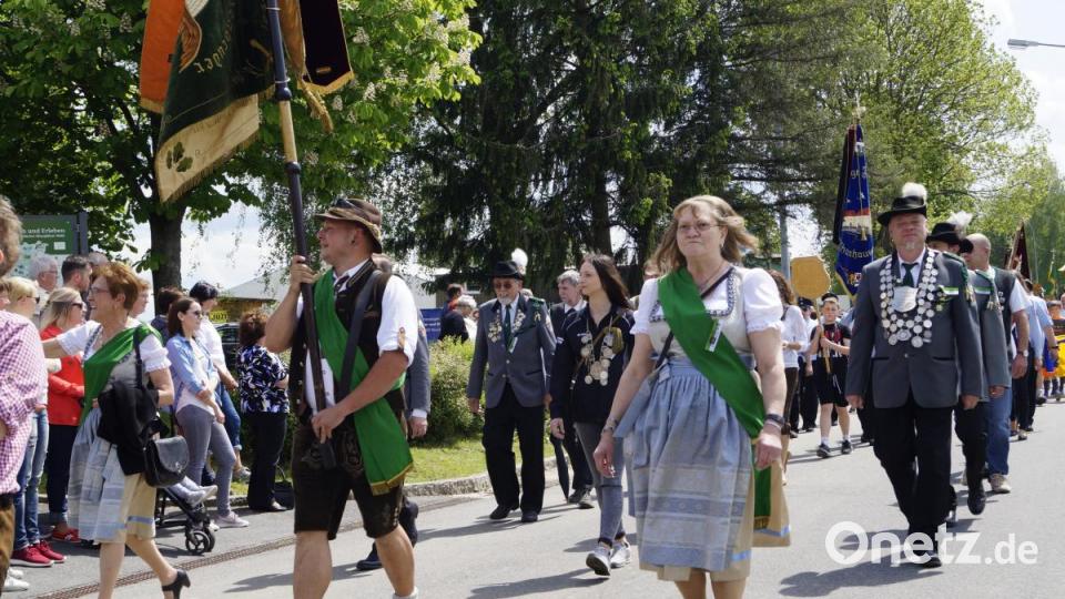 So war der Festzug in Püchersreuth. Bild: arw