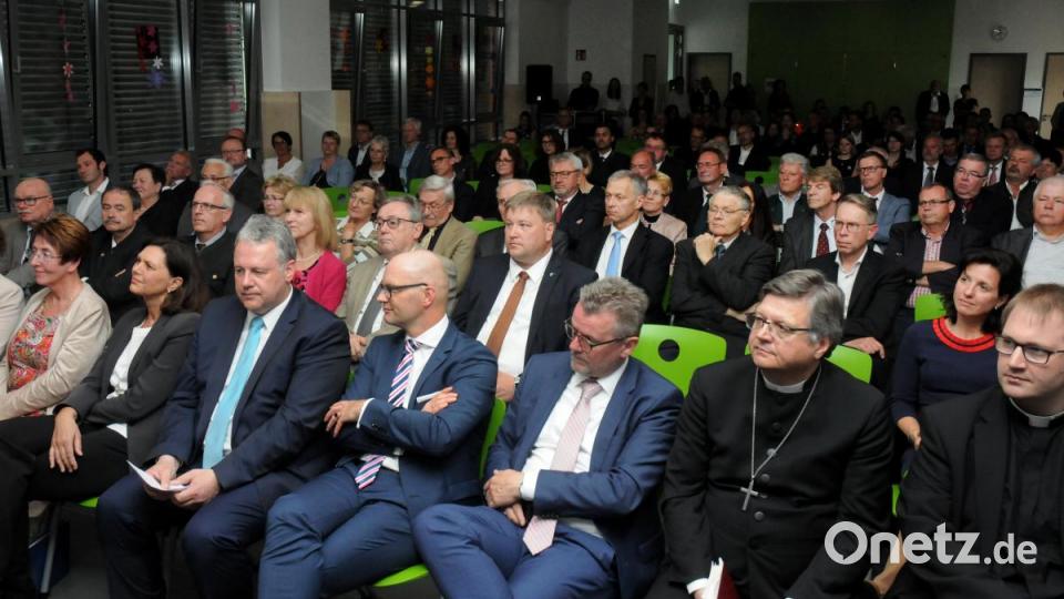 Einweihung Sonderpädagogisches Förderzentrum in Sulzbach-Rosenberg. Bild: Stephan Huber