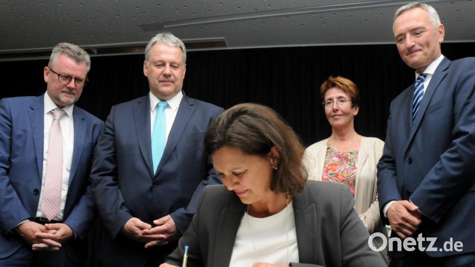 Einweihung Sonderpädagogisches Förderzentrum in Sulzbach-Rosenberg. Bild: Stephan Huber
