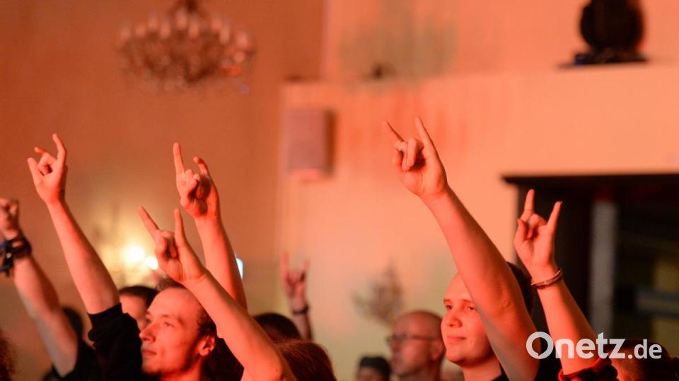 "Pommesgabel" in die Höhe. Bild: brü