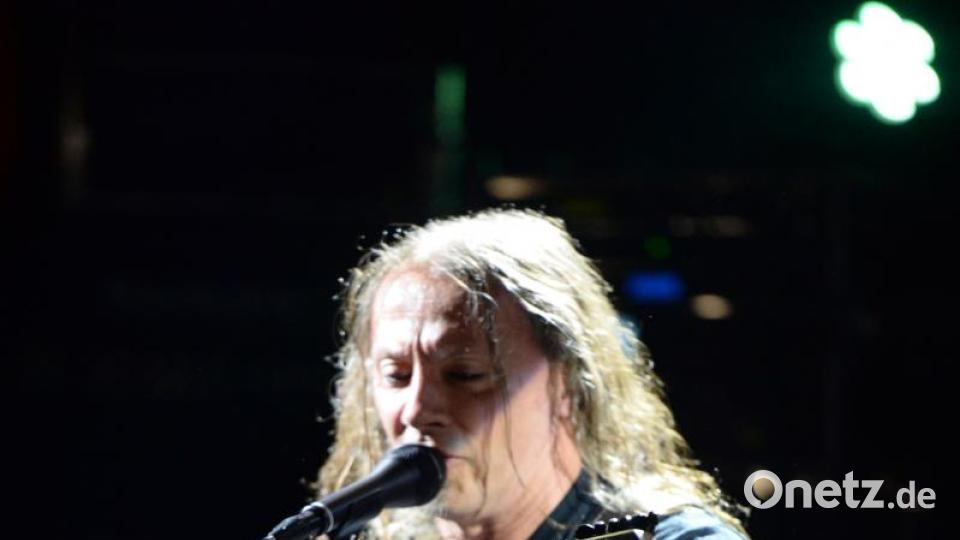 Teeth Of Lamb eröffneten das Konzert. Bild: brü