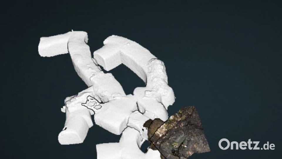 *Enge Gänge werden in einem Felsenkeller sichtbar. In Grillmeiers Modell bewegt man sich durch eine Punktwolke, also eine Darstellung, die sich aus verschiedenen Bildpunkten des Lasers zusammensetzt. Über eine Anwendung der Universität Wien kann sich der Betrachter frei durch den virtuellen Keller bewegen, verschiedene Stockwerke erkunden und sogar von außen erkennen. Bild: Johannes Grillmeier