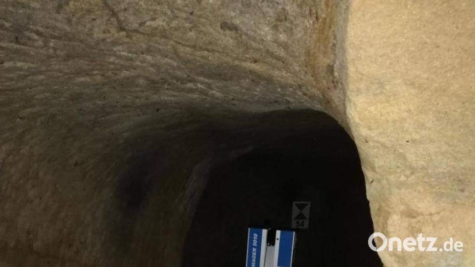 *Für seine Bachelorarbeit bekam Johannes Grillmeier Laserscanner und Tachymeter gestellt. Die Geräte halfen ihn die Felsenkeller Stück für Stück zu erfassen und in später dann in eine bildliche Darstellung zu übersetzen. Bild: Johannes Grillmeier