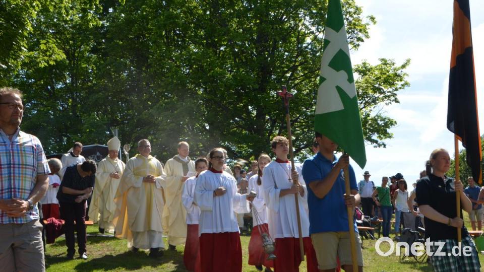 Wenn der Himmel lacht, ist dem Jugendtag auf dem Fahrenberg Erfolg beschieden. Bild: dob