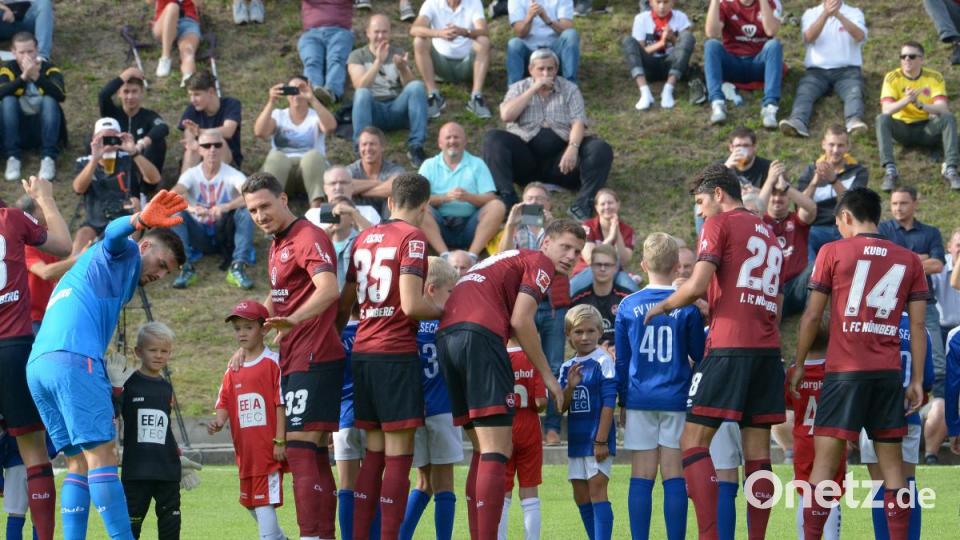 Bild: ref 1. FC Nürnberg - Dukla Prag 4:0 (2:0)
Sportgelände DJK Seugast Bild: ref