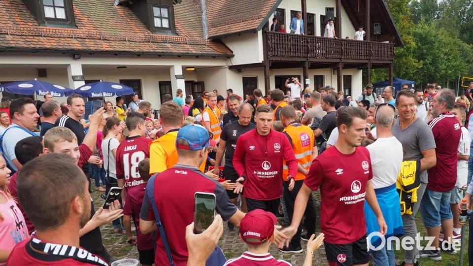 Bild: ref 1. FC Nürnberg - Dukla Prag 4:0 (2:0)
Sportgelände DJK Seugast Bild: ref
