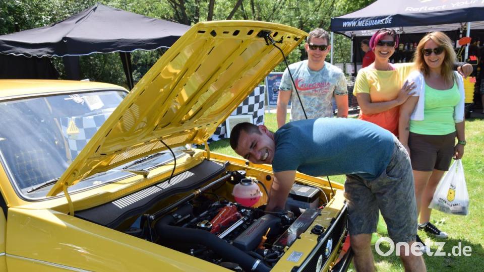 Zusammen sind sie stark, weil einer dem anderen hilft, obwohl man sich nicht kennt! Bild: bö