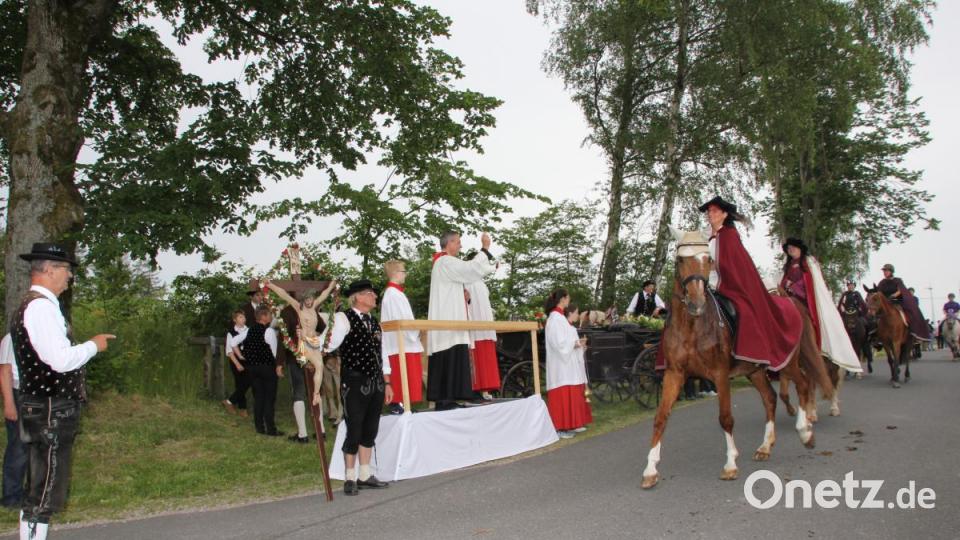 Pfingstritt in Kemnath am Buchberg. Bild: ads