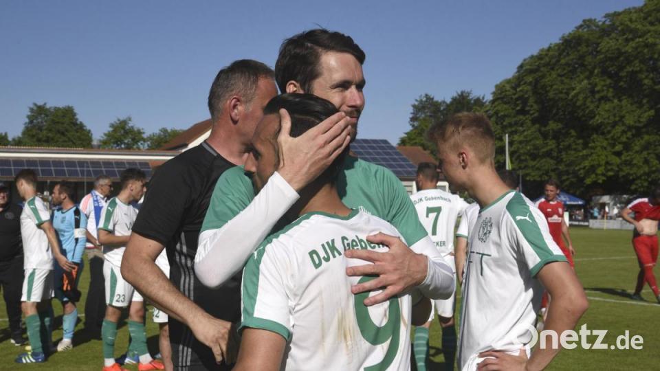 Frank Lincke tröstet Oliver Gorgiev. Bild: Szilvia Izsó