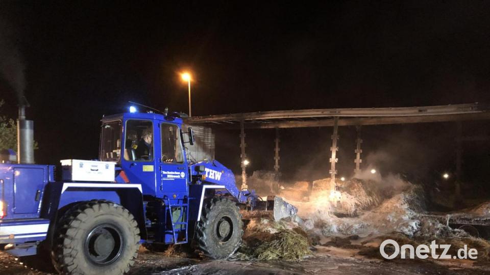 Das THW Weiden unterstützte die Feuerwehr. Bild: THW Weiden