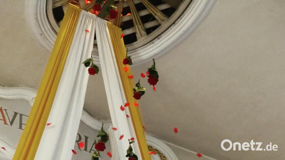 Eine wunderschöne romantische Rosen-Aktion. Bild: exb