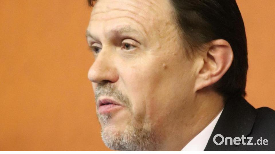 Dieter Heldrich, der Aufsichtsratsvorsitzende der Raiffeisenbank Sulzbach-Rosenberg, berichtet von einem zufriedenstellenden Geschäftsjahr 2018. Bild: mfh