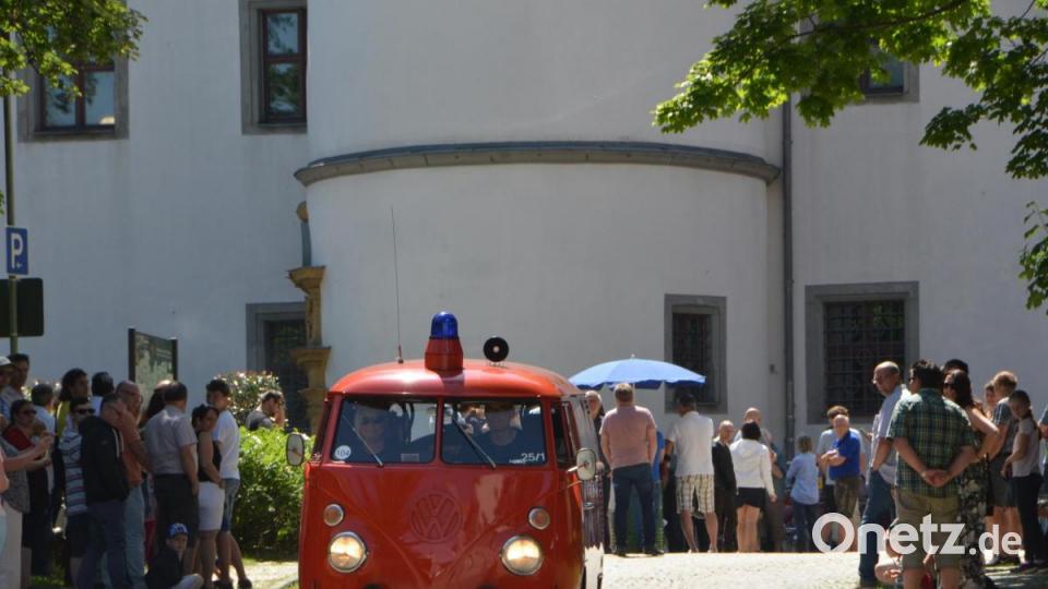 Alte Feuerwehr-Oldie kamen ebenfalls zu den 20. "Vohenstrauß-Classics". Bild: dob