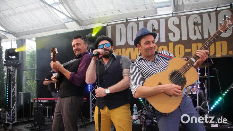 Ricardo Belli, Rocky Verardo und Gianni Carrera (von links): Wenn „I Dolci Signori“ Musik machen, kommt der Spaß nicht zu kurz. Bild: wro