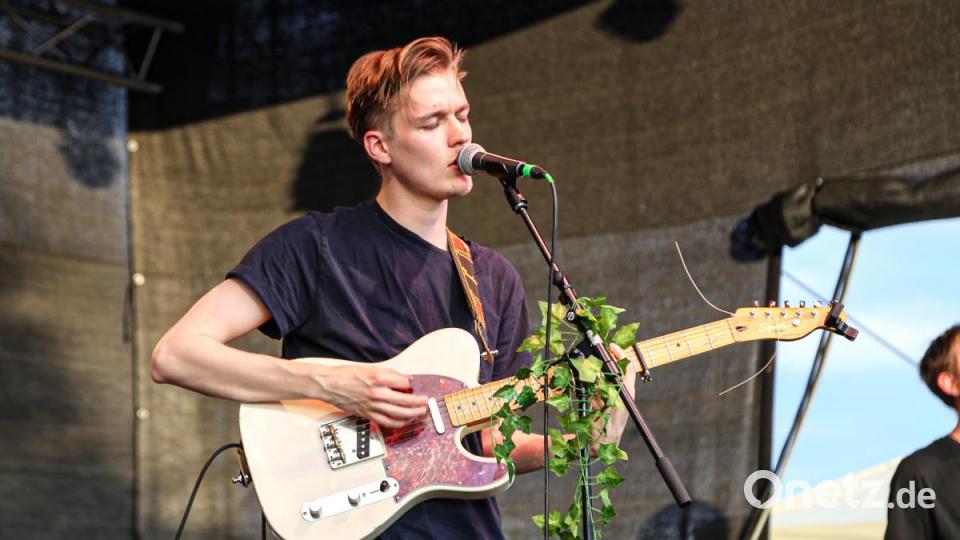 Telquist taucht tief in die Gefühlswelt hinab zwischen zweifelnder Niedergeschlagenheit und ekstatischer Euphorie. Bild: Roland Wellenhoefer