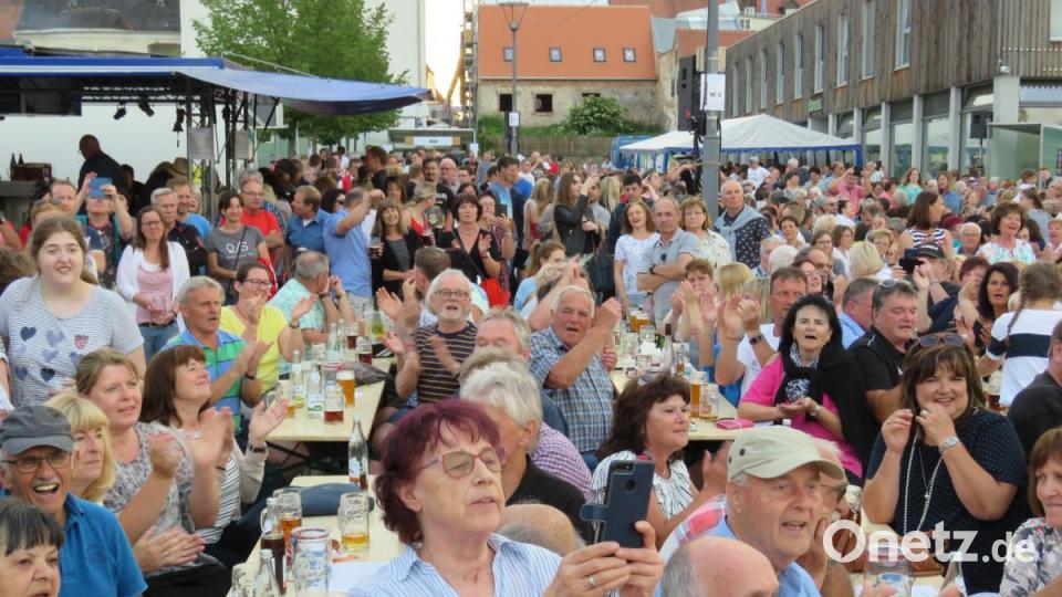 Tausende wollten Bata Illic live erleben. Bild: ubb