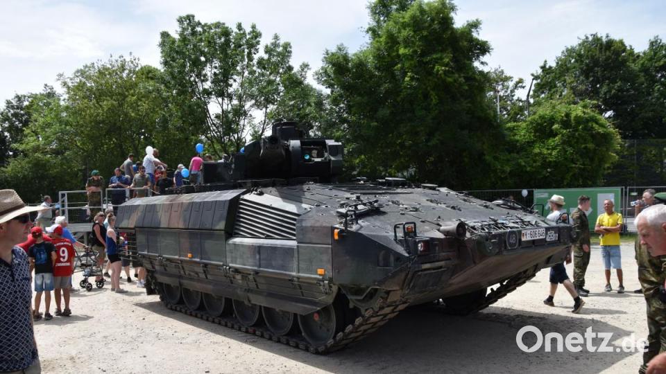 Die neue Schützenpanzer Puma mit dem die Panzergrenadierbataillone 122 und 112 ausgerüstet sind. Bild: Alexander Pausch