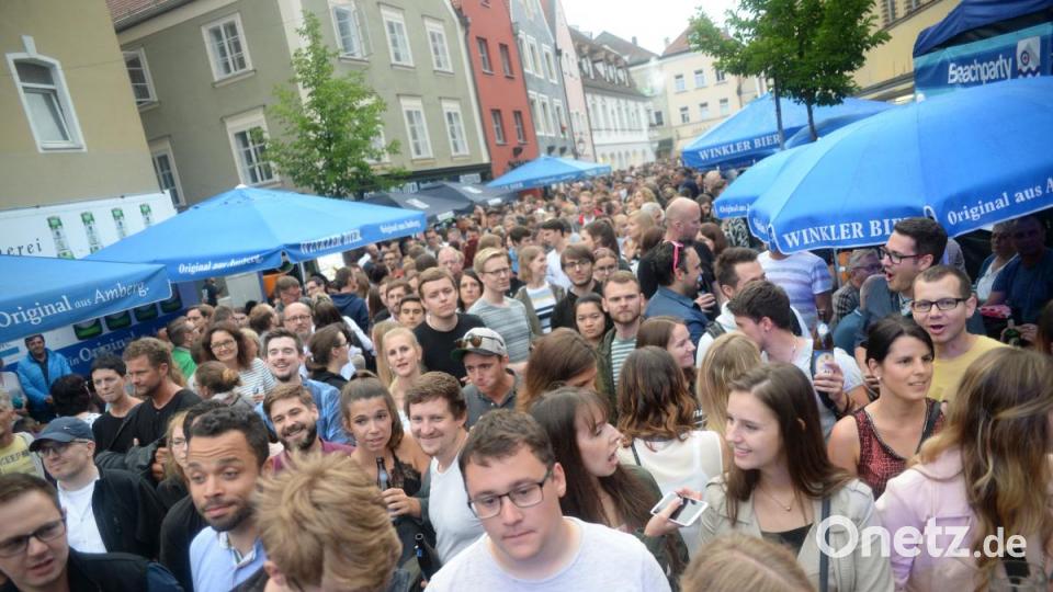 The Funky Blues Rabbits beim Altstadtfest 2018 am Roßmarkt in Amberg Bild: Andreas Brückmann