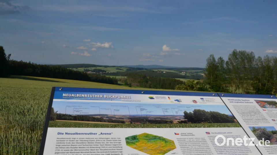 Der Neualbenreuther Blickpunkt zwischen Motzersreuth und Poxdorf. Bild: rti