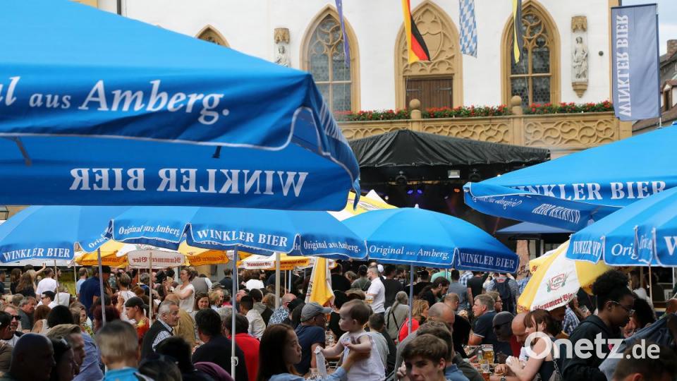 Zehntausende Besucher feierten zusammen am Samstag das Amberger-Altstadtfest. Bild: Wolfgang Steinbacher