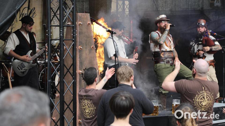 Zehntausende Besucher feierten zusammen am Samstag das Amberger-Altstadtfest. Bild: Wolfgang Steinbacher
