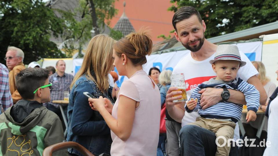Zehntausende Besucher feierten zusammen am Samstag das Amberger-Altstadtfest. Bild: Wolfgang Steinbacher