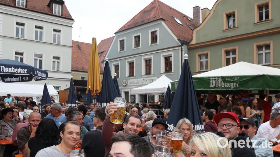 Zehntausende Besucher feierten zusammen am Samstag das Amberger-Altstadtfest. Bild: Wolfgang Steinbacher