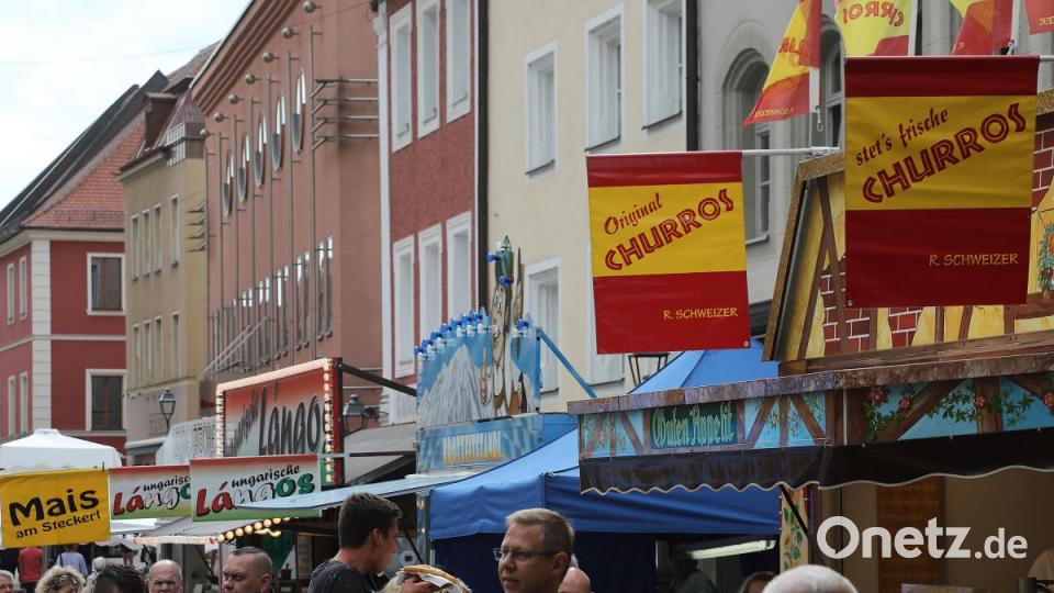 Zehntausende Besucher feierten zusammen am Samstag das Amberger-Altstadtfest. Bild: Wolfgang Steinbacher