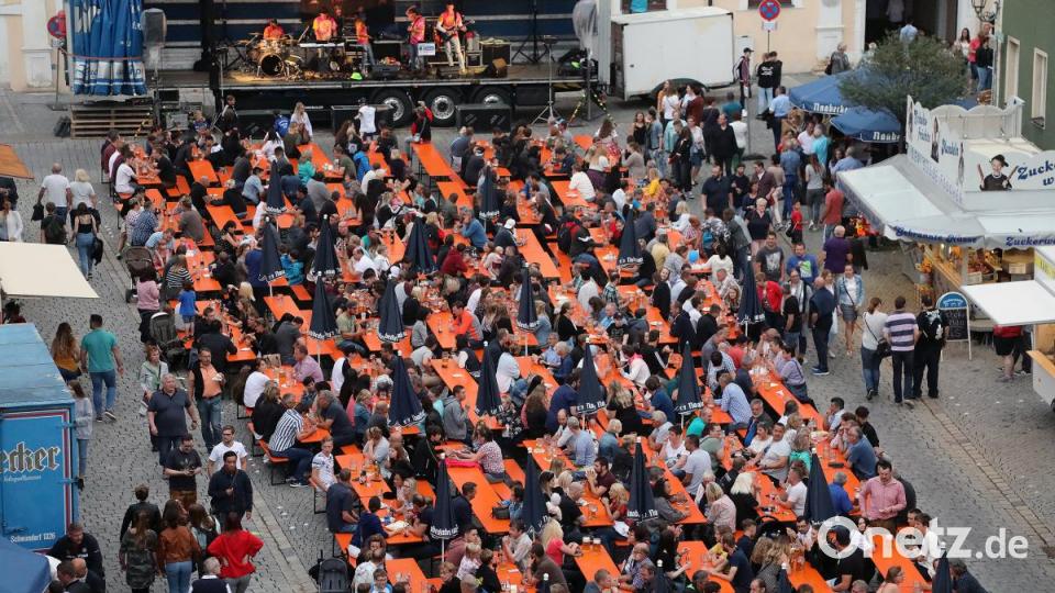 Zehntausende Besucher feierten zusammen am Samstag das Amberger-Altstadtfest. Bild: Wolfgang Steinbacher