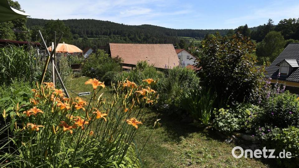 Tag der offenen Gartentür in Utzenhofen im Landkreis Amberg-Sulzbach Bild: Petra Hartl