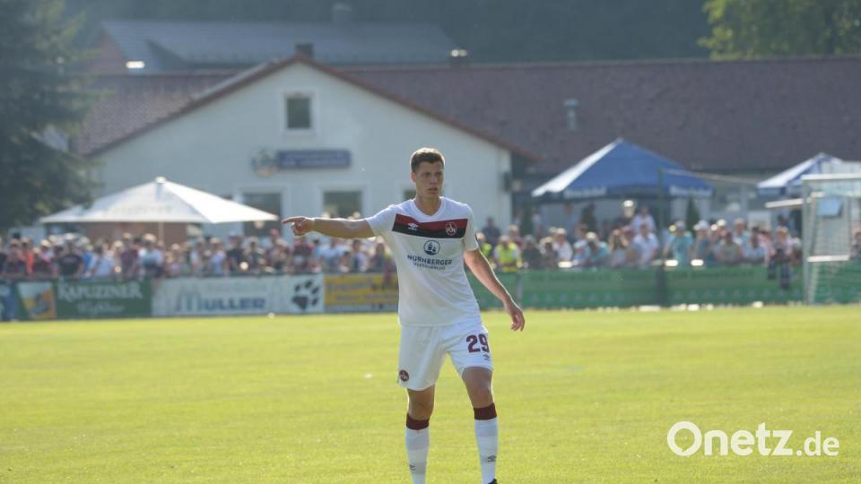 Der Club schießt Tore: Sechs Stück beim 6:0-Erfolg im Freundschaftsspiel bei der DJK Ammerthal. Bild: ref