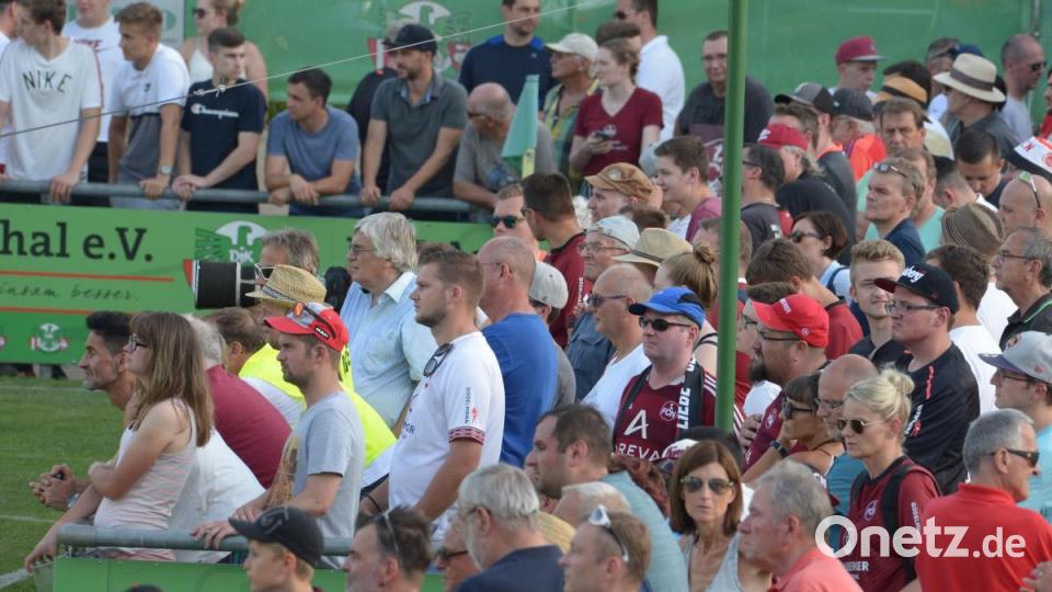 Der Club schießt Tore: Sechs Stück beim 6:0-Erfolg im Freundschaftsspiel bei der DJK Ammerthal. Bild: ref
